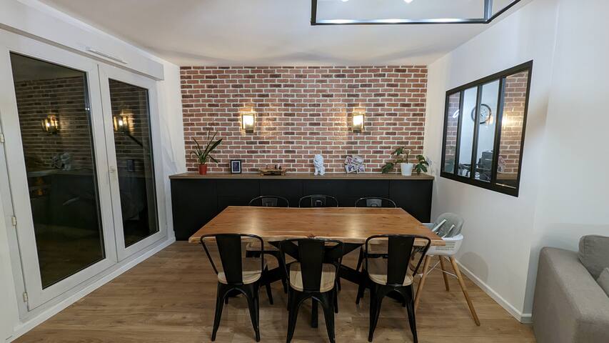 Grand appartement à proximité de la gare part dieu gallery image 3