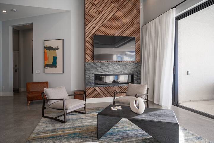 The Raven Estate – Modern Living gallery image 3