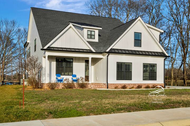 Twin Creeks Resort managed Airbnb listing 2