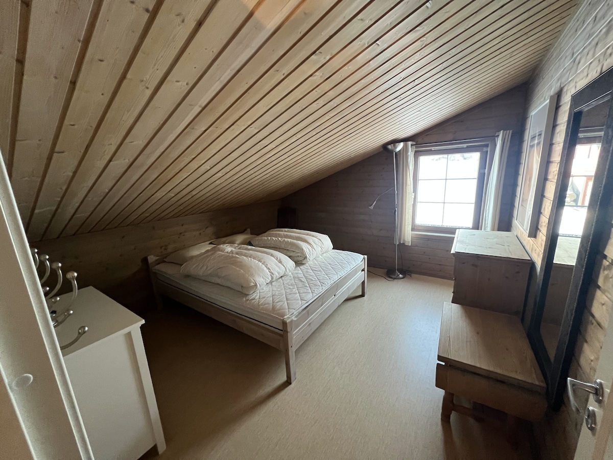 Smještaj s bračnim krevetom. 