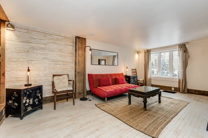 Charming 3 BD Single Family Home