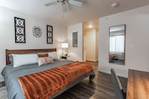 ROE - Lions Den [304]