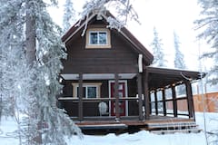 Entire+Cabin+at+Lake+Laberge+Whitehorse