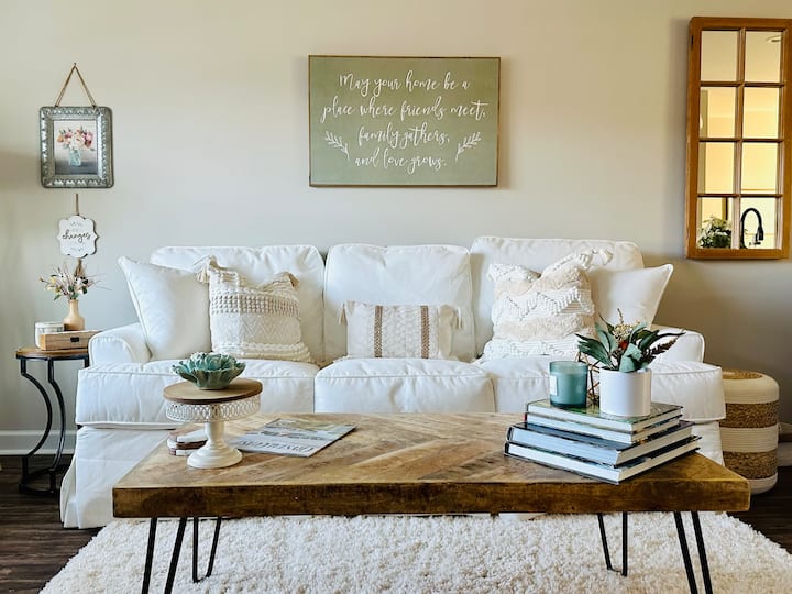 New/cozy/instaworthy @ Swansboro - Swansboro, NC