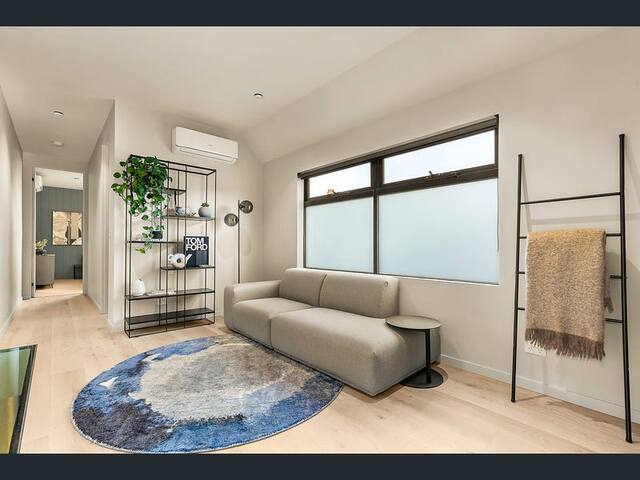 Beautiful modern inner city abode gallery image 5