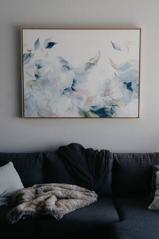 Beautiful modern inner city abode gallery image 3