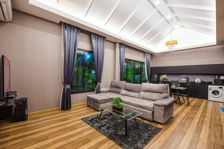 Laboon Pool Villa บ้านพร้อมสระว่ายน้ำส่วนตัว ชะอำ - Khao Yai