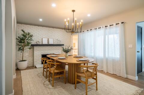 Luxury Los Angeles Retreat By Universal Studios!