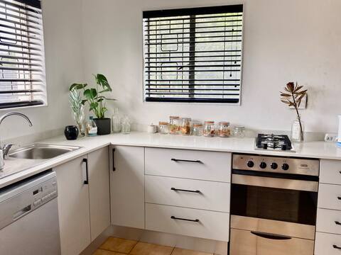 Quiet apartment in Walmer with Solar