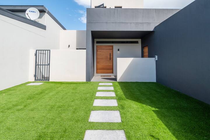 Precious Villa gallery image 5