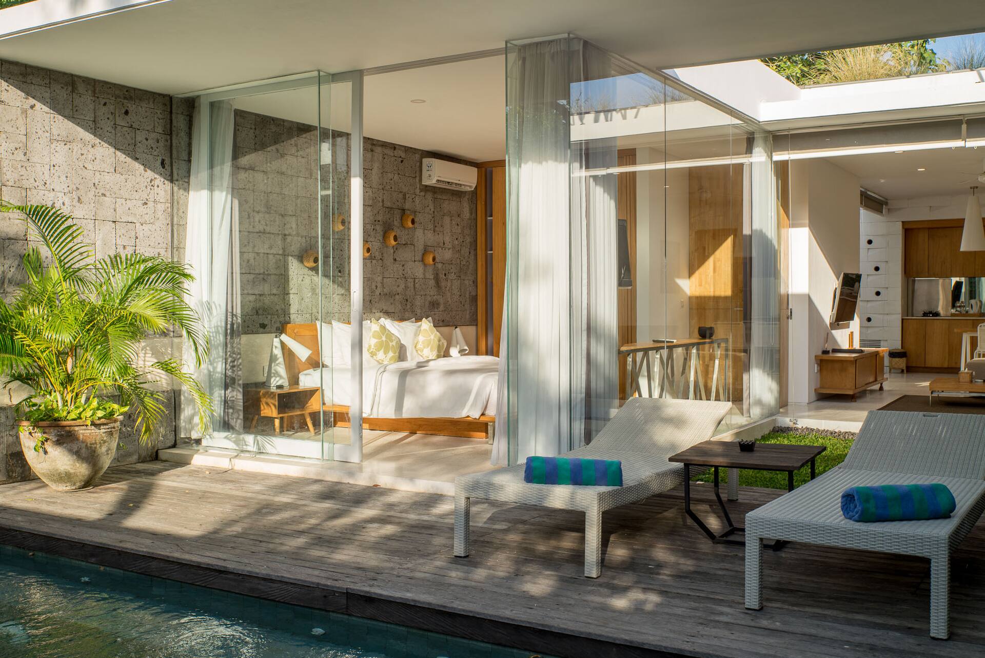Lush Garden Sanctuary 1 Bedroom Private Villa in Uluwatu 3