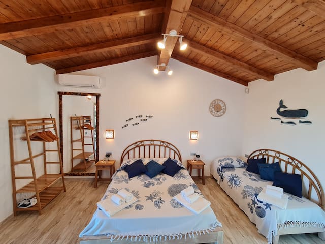 Entire home with 2 bedrooms in Tempio Pausania - Cottage lusso Montelisciu, con vista mozzafiato