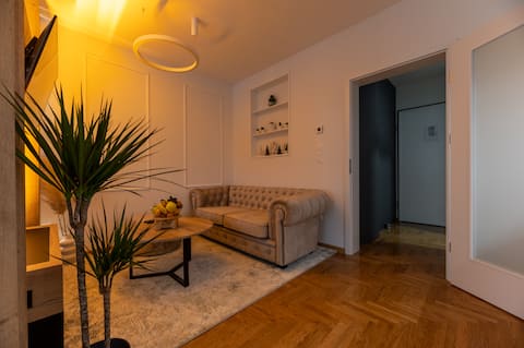 Popular Airbnb listing: Premium studio 11 in Peščenica žitnjak