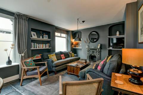 48 Swain Street, Watchet - luxury coastal home