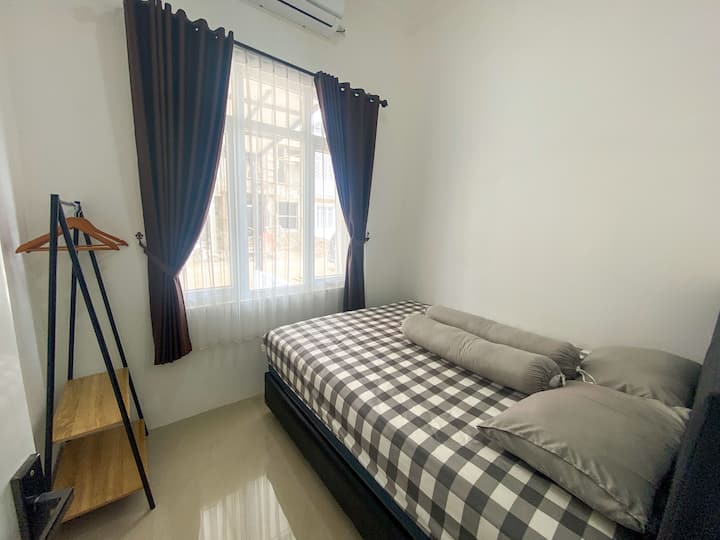 غرفة النوم 1