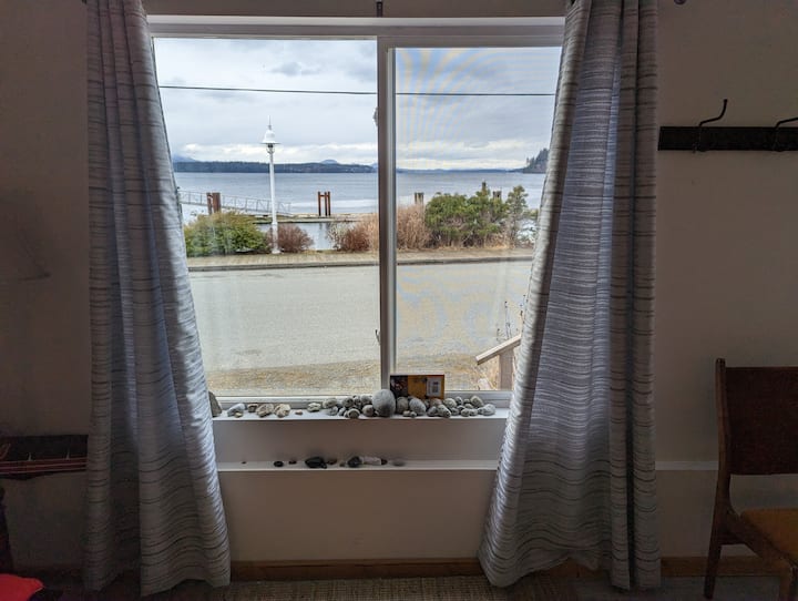 The Cedar Suite | Waterfront, Central, 2 Beds - Port McNeill