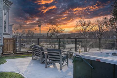 Riverside Inn - Unit 1