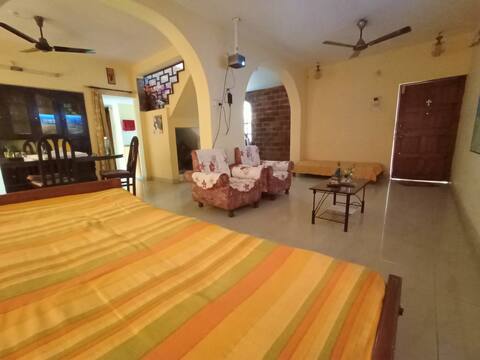Spacious 4BHK Duplex Penthouse