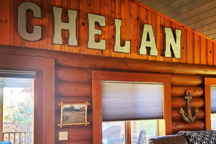 Cozy Log Cabin With Hot Tub! - Manson, WA