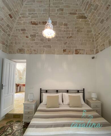 Trulli Terrarossa with private pool gallery image 5