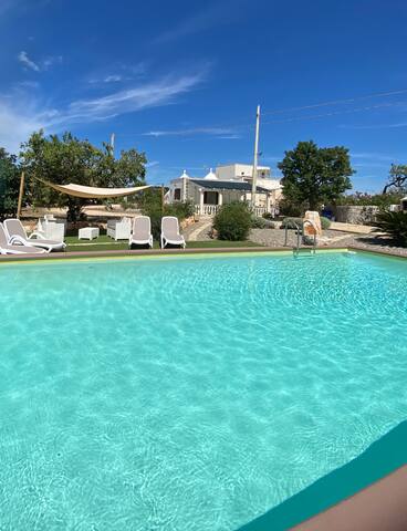 Trulli Terrarossa with private pool