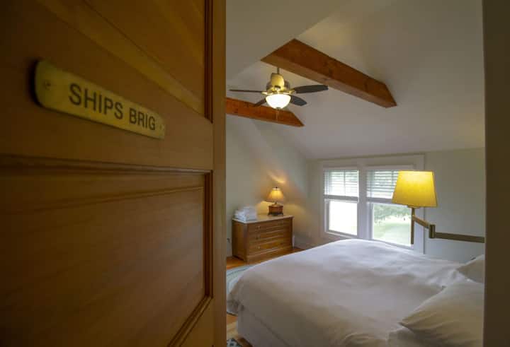 Ships Brig Set - up with King Bed