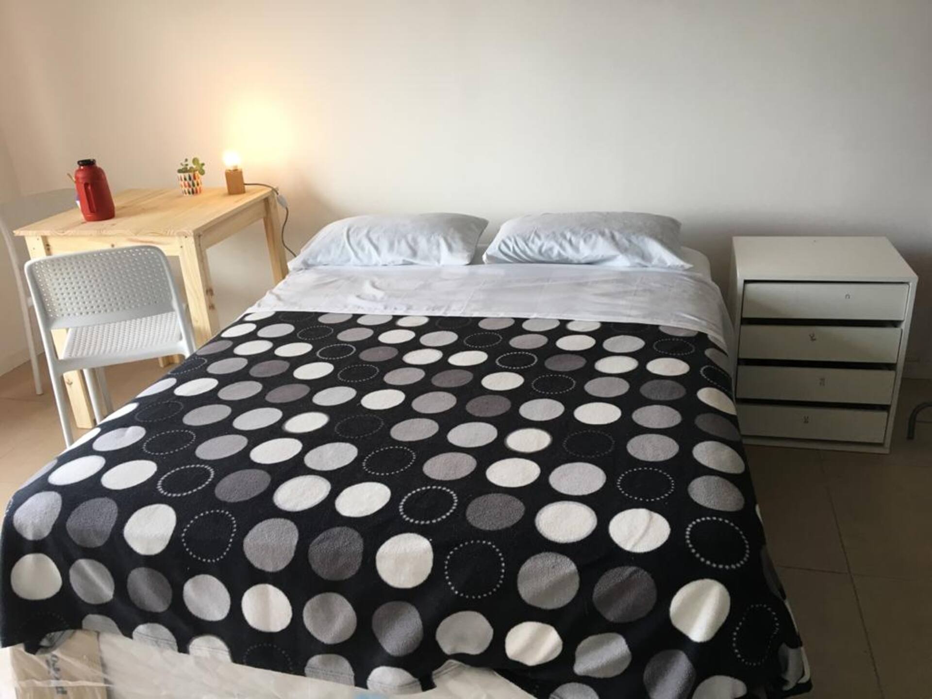 Studio apartment in Montserrat