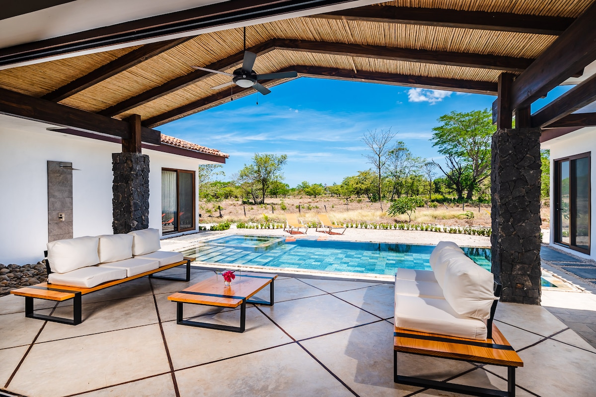 Casa Brisas 18,  Luxury Home Pinilla - Houses for Rent in Tamarindo, Provincia de Guanacaste, Costa Rica