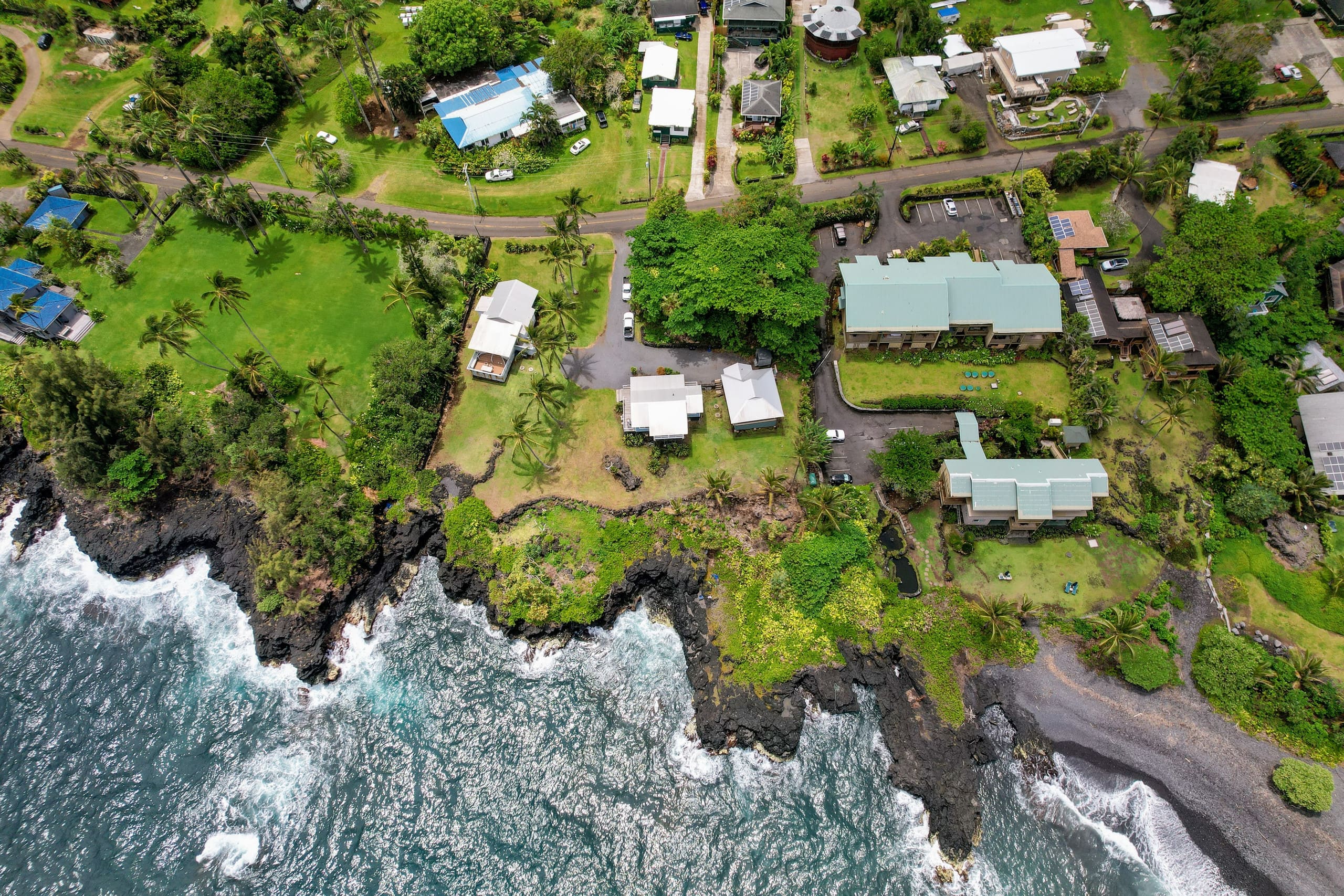 Hana Maui Luxury Manini Cottage - Photo 29