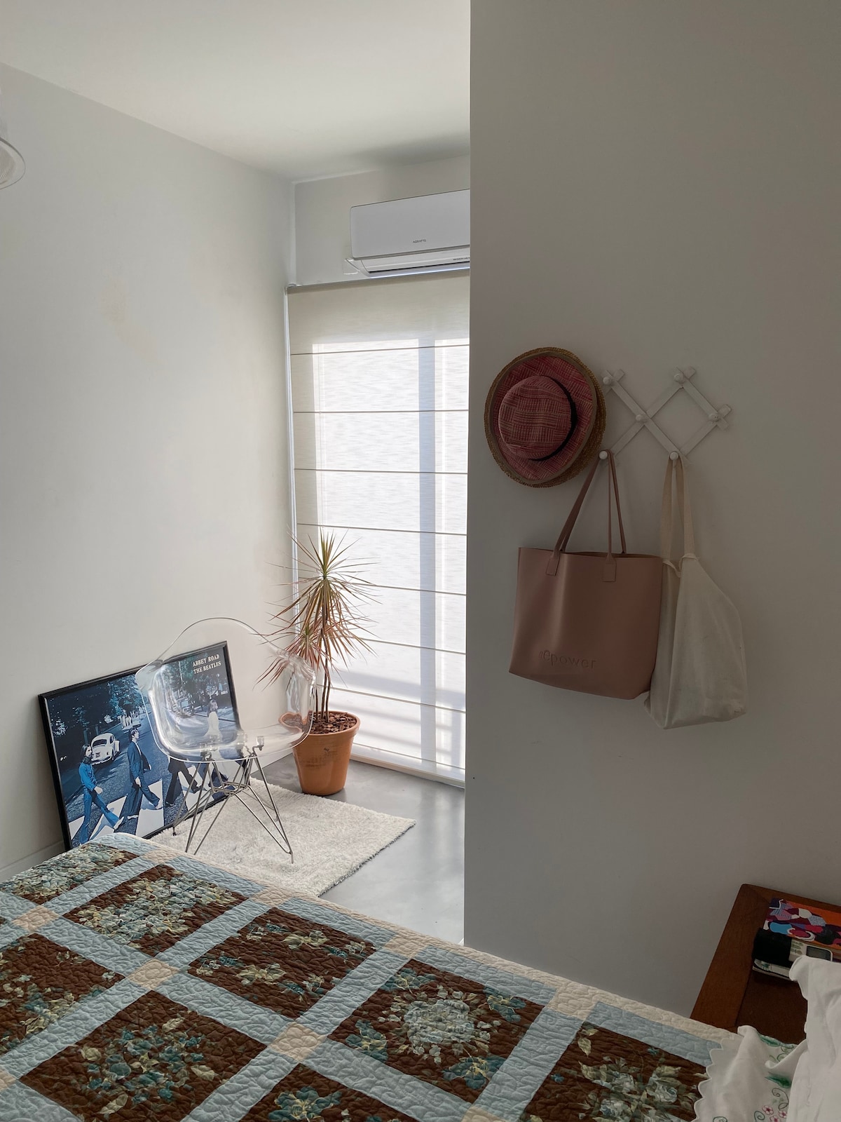 Dhoma e gjumit 1 (suita)