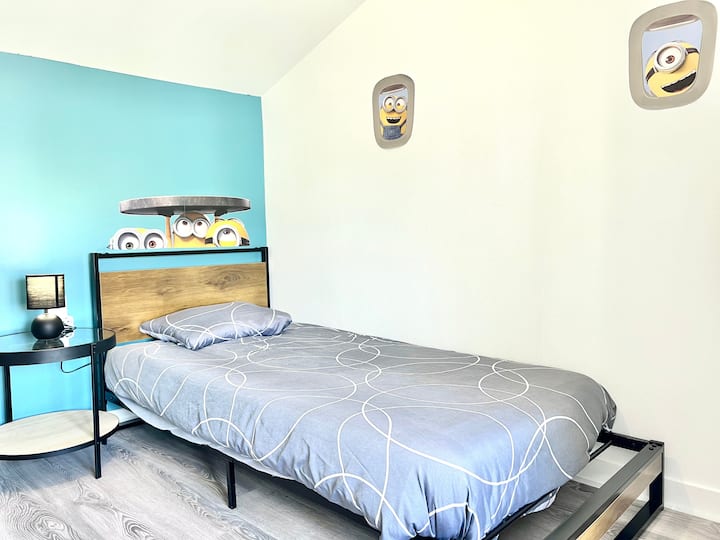 Dormitorio 4:  cama de 90 x 190