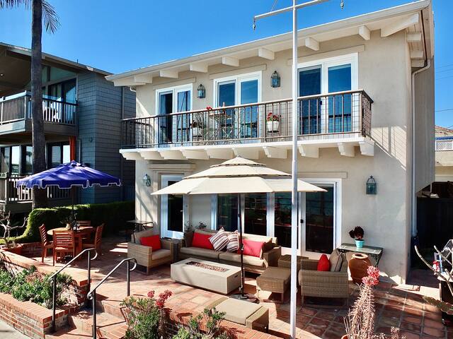 Naples Island Waterfront Beach House gallery image 5