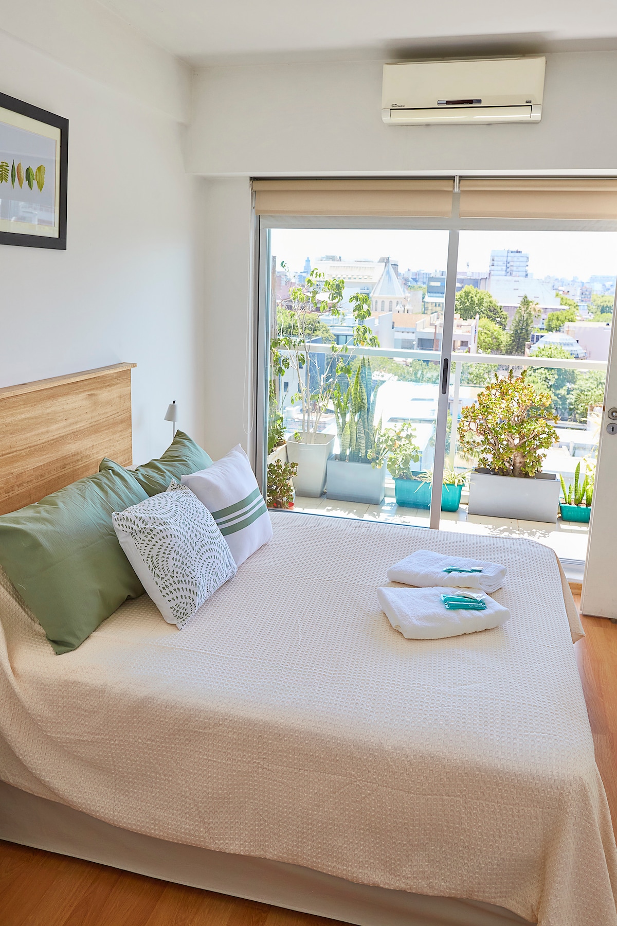 带独立阳台的房间