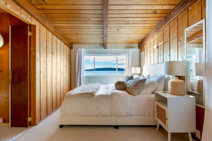 The wood walls in the house are beautifully original—placed by a man who built the house for his family in the 1950s. We’ve left the walls largely untouched to honor this special history.