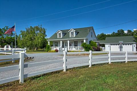Redding Farmhouse Getaway