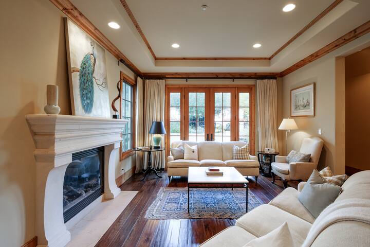 Luxury Home Near Stanford gallery image 2