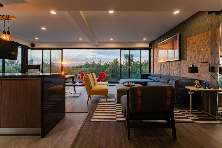 w/AC: Exquisite Heaven: Condesa PH w/Rooftop Gym gallery image 5