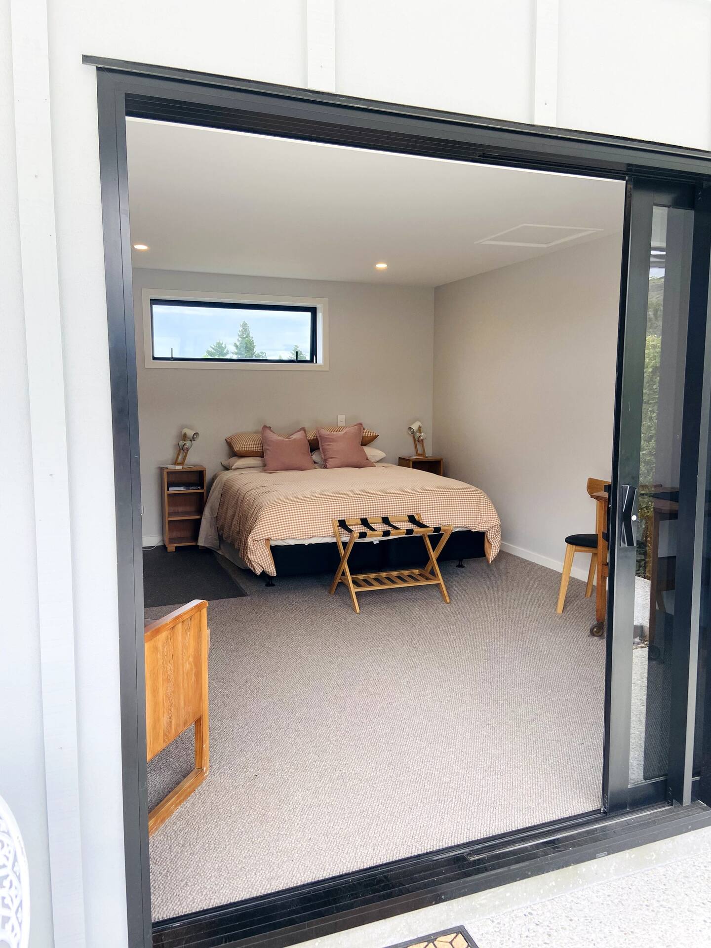 Charming Studio Unit 2 In Clyde 4