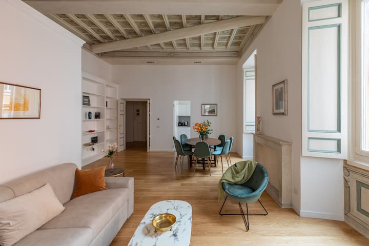 iFlat | Wonder at the Pantheon