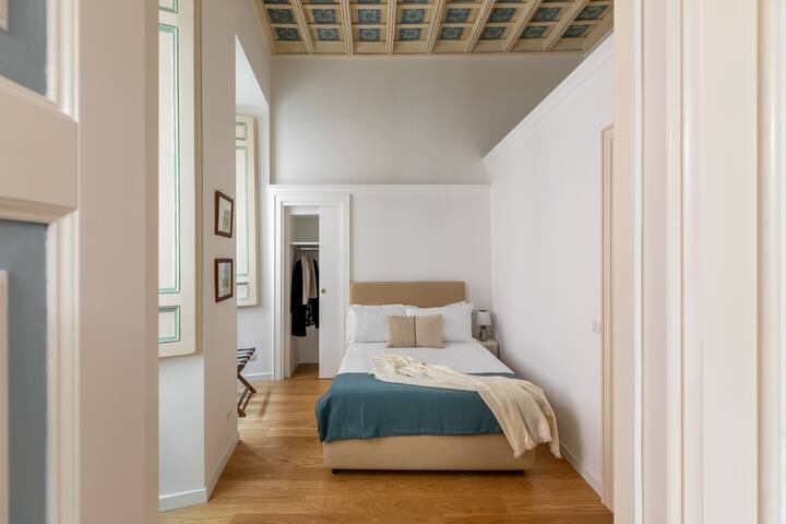 iFlat | Wonder at the Pantheon gallery image 3