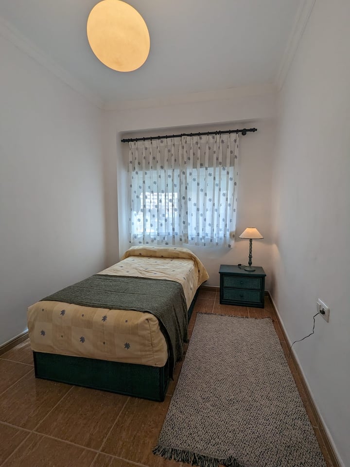 Chumba kimoja cha kulala