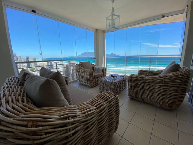 Beach | Mountain | Sunset views gallery image 3