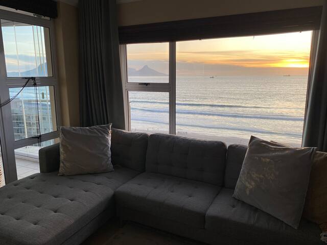 Beach | Mountain | Sunset views gallery image 5