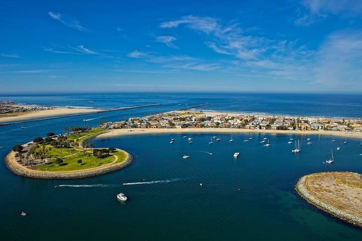 Mission Beach Family Paradise. Beach & Bay fun