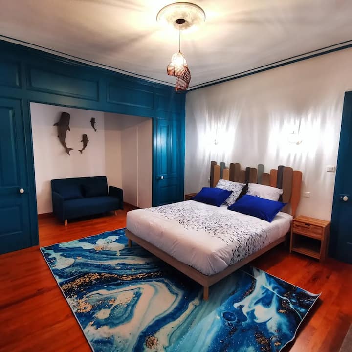 The cottage bedroom, Queen double bed with storage closets and small sofa bed for 1 person
