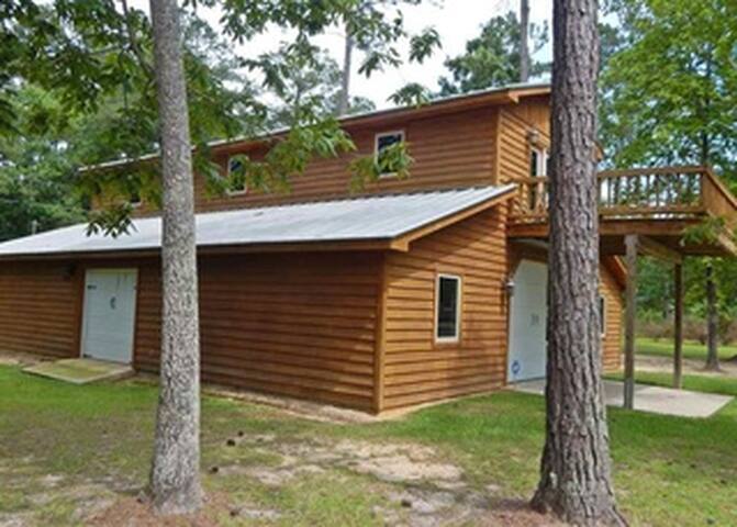 Listing in Georgetown