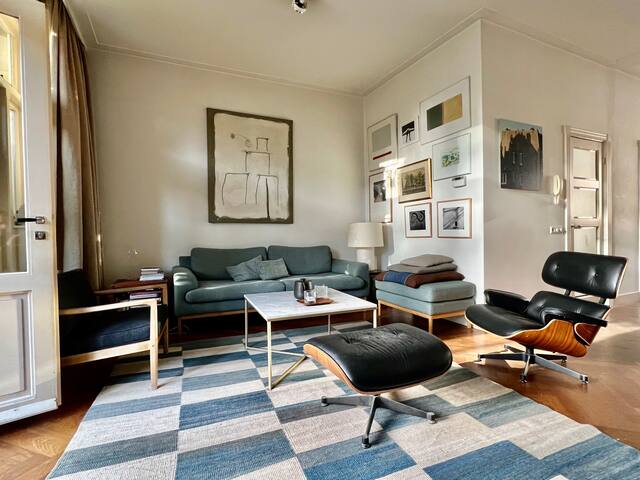 Stylish two floor apartement with private garden gallery image 5