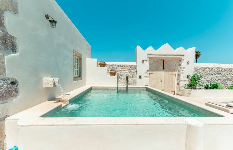 Kyparissi country house