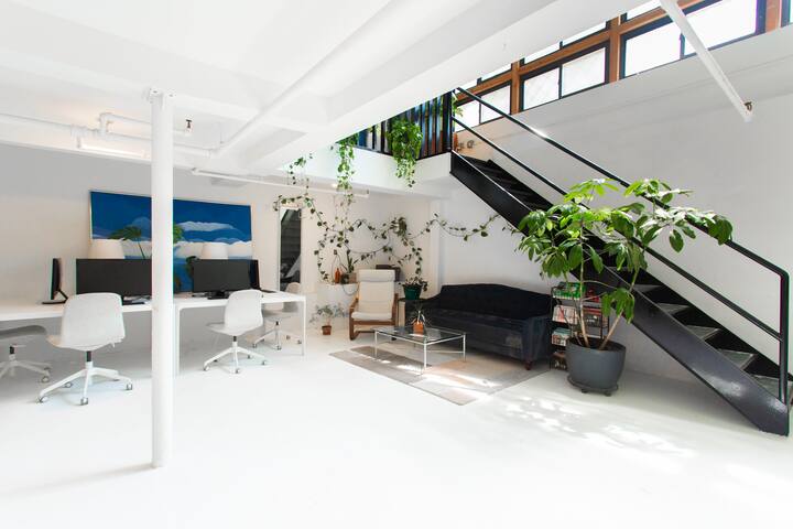 Huge Creative Duplex Loft| Williamsburg 3,000Sq/Ft gallery image 4