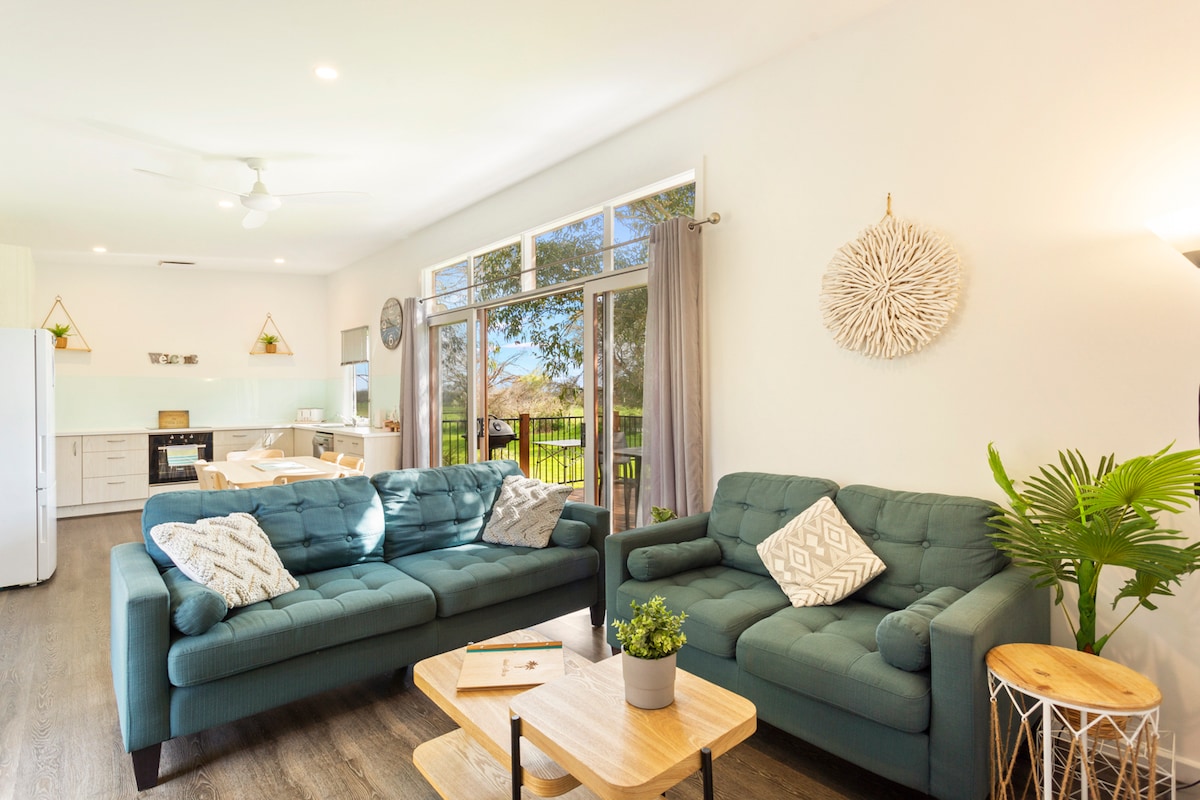 Popular Airbnb listing: Ramada Resort, Isla Villa. Cowes, Phillip Island. in Cowes